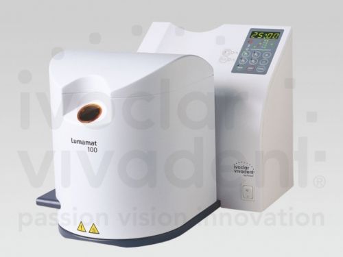 Люмамат Lumamat 100 для полимеризации и снятия напряжений светоотверждаемого облицовочного композита, аквамарин, 220-230В/50-60Гц (Ivoclar)