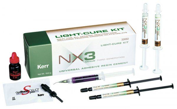 ЭнИкс3 NX3 цемент светоотверждаемый, шприц (1,8 г), для отбеленных зубов (Kerr)
